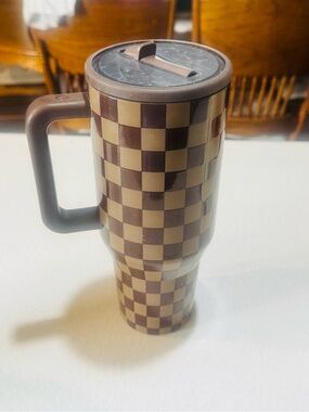 HydroJug Brown and Cream Checkered Insulated Travel Mug with Handle